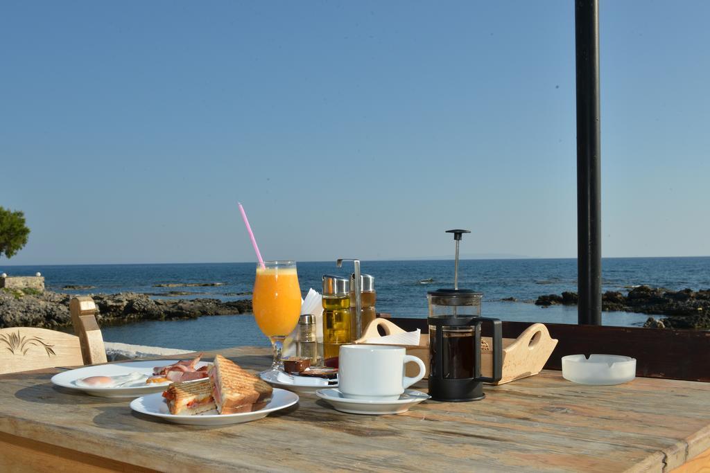 Coral Hotel Frangocastelo ภายนอก รูปภาพ